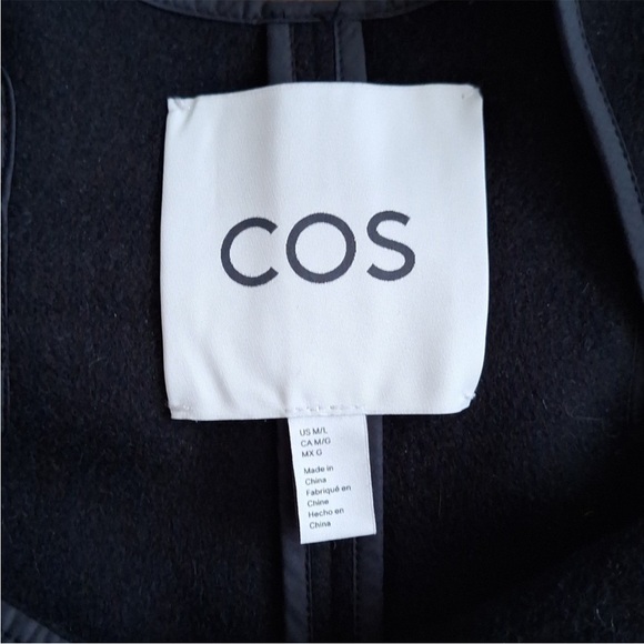 COS Black Asymmetrical Wrap Midi Skirt — Nylon Pocket Detail - Picture 3 of 4